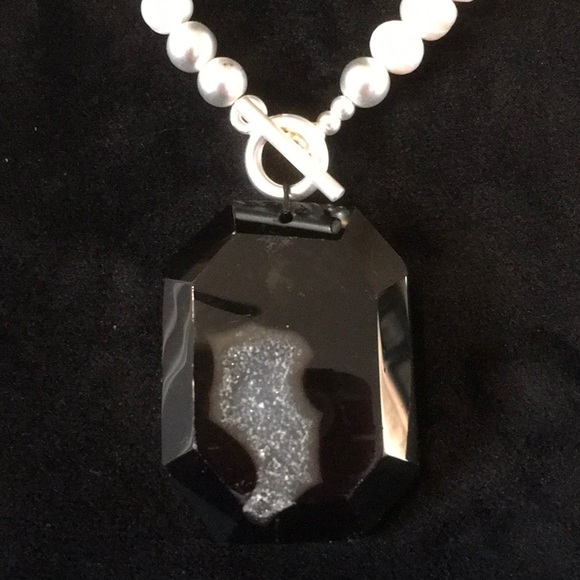 Pendant necklace - Picture 2 of 5